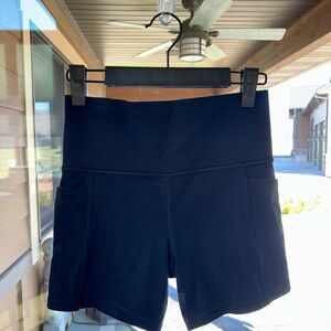 Athleta Black Women's Athletic Shorts